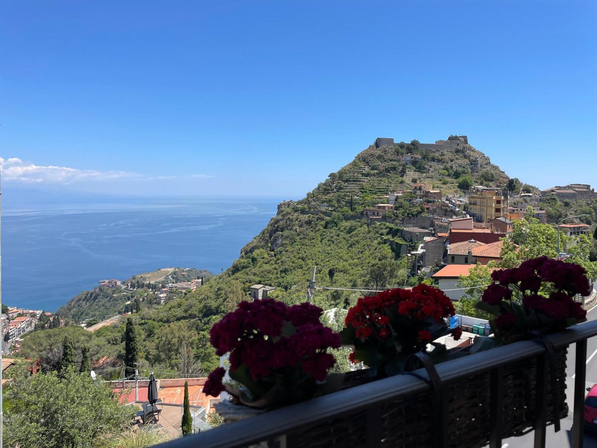 Villa Da Vinci Luxury Panoramic Apartments - Taormina Rooms Collection Exterior photo