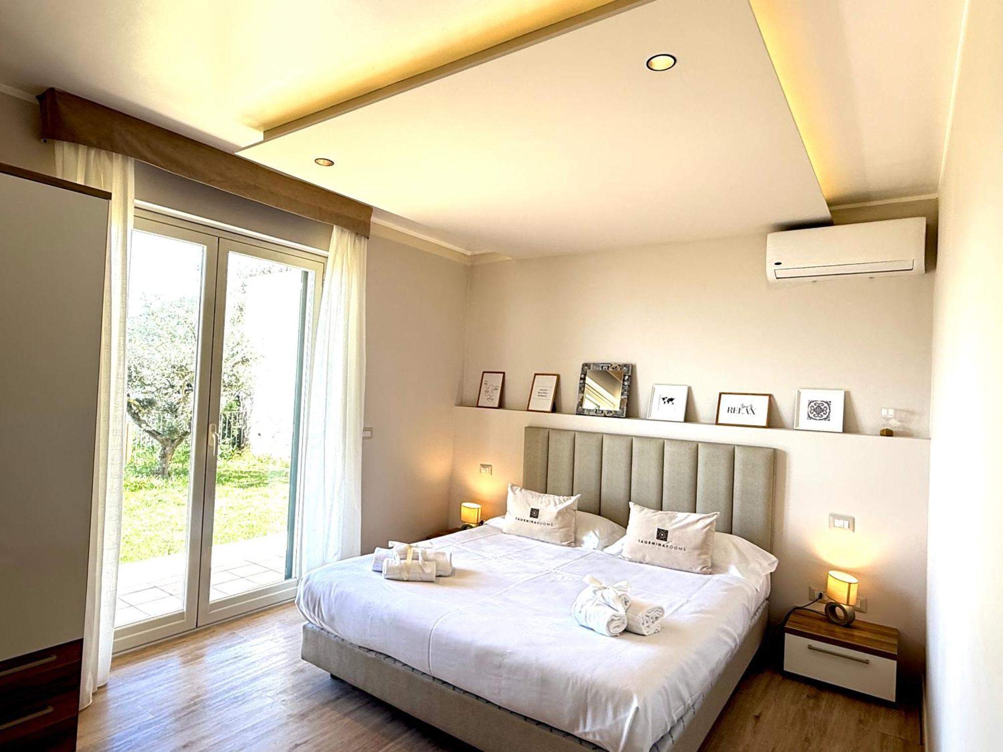 Villa Da Vinci Luxury Panoramic Apartments - Taormina Rooms Collection Exterior photo