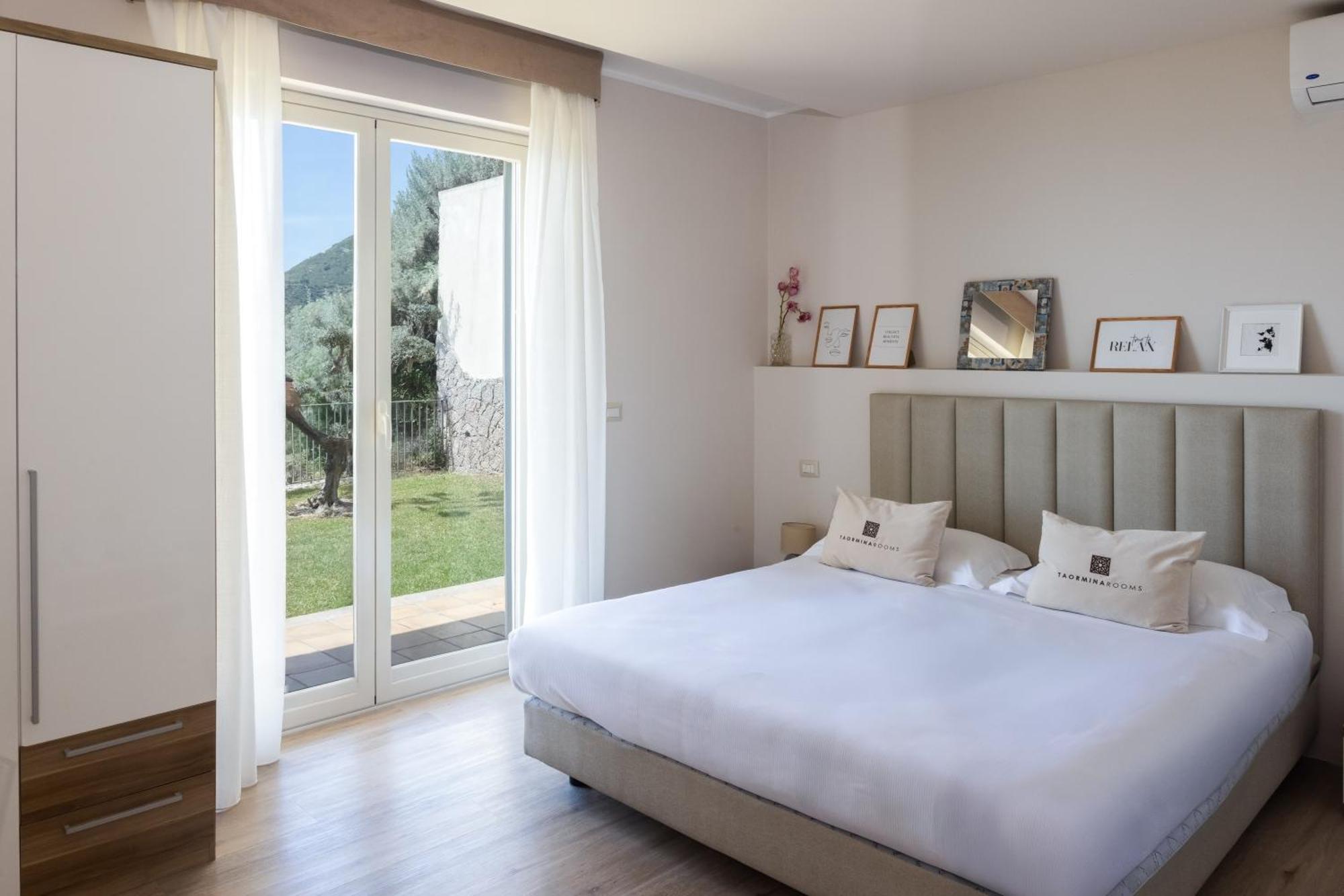 Villa Da Vinci Luxury Panoramic Apartments - Taormina Rooms Collection Exterior photo