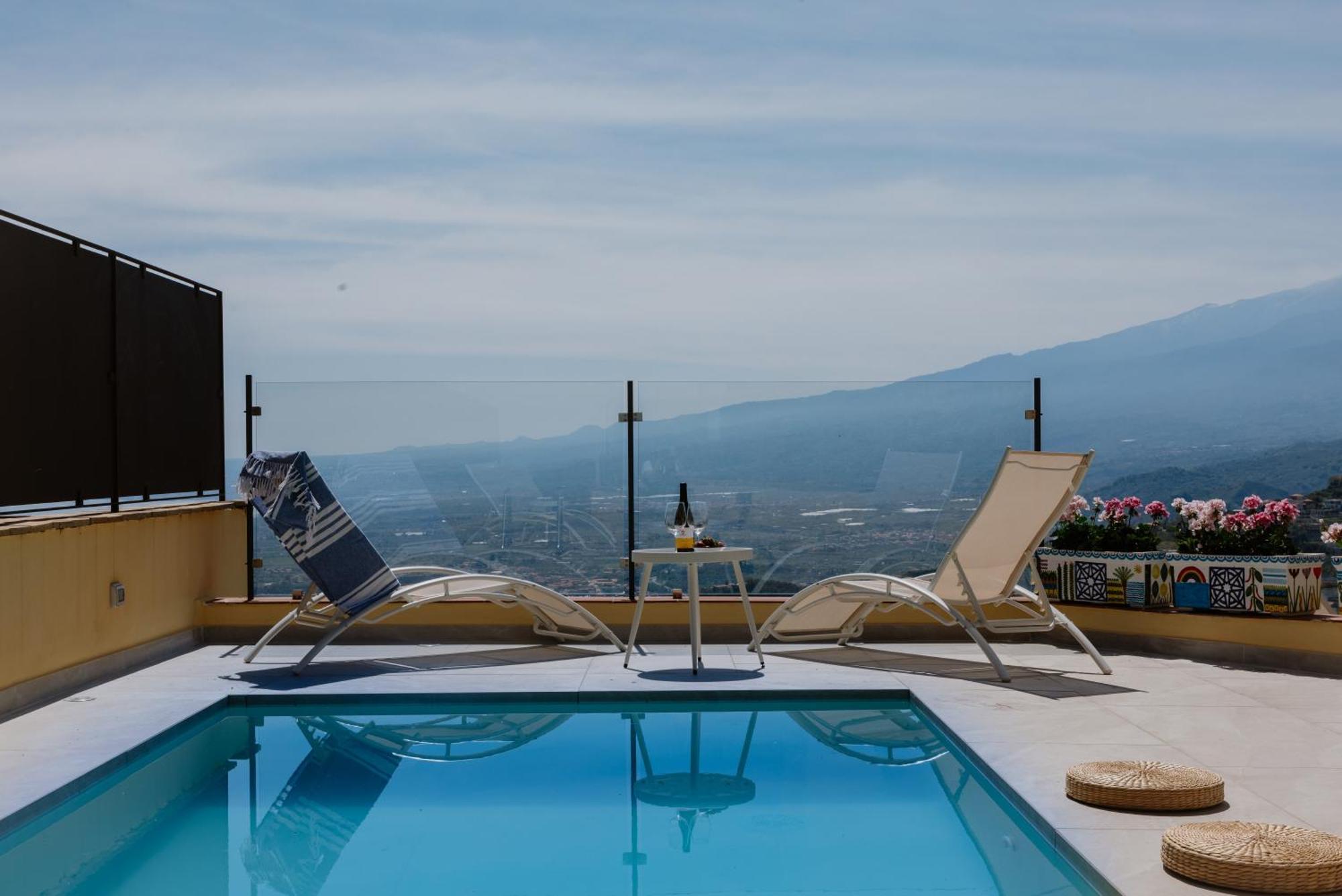 Villa Da Vinci Luxury Panoramic Apartments - Taormina Rooms Collection Exterior photo