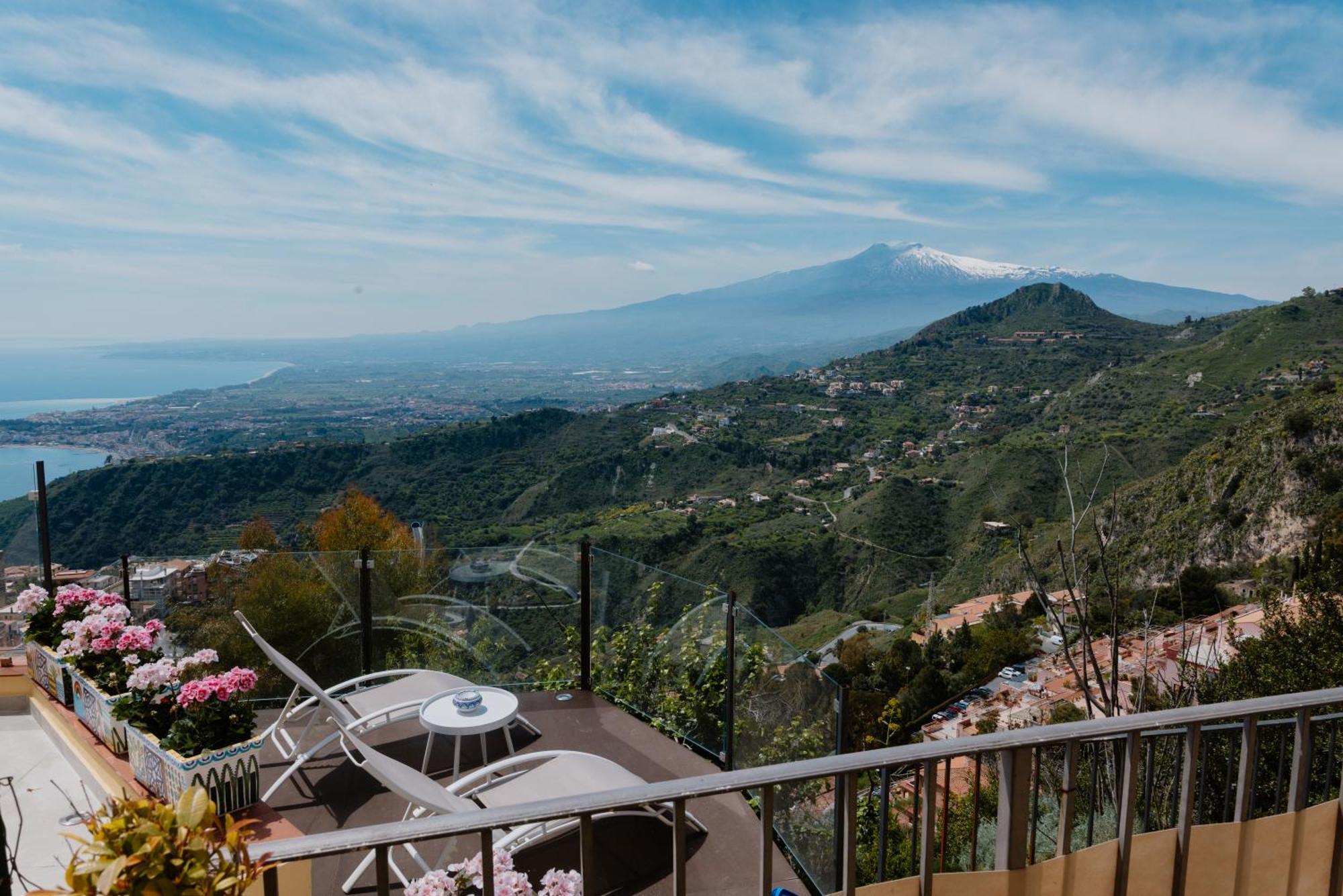 Villa Da Vinci Luxury Panoramic Apartments - Taormina Rooms Collection Exterior photo