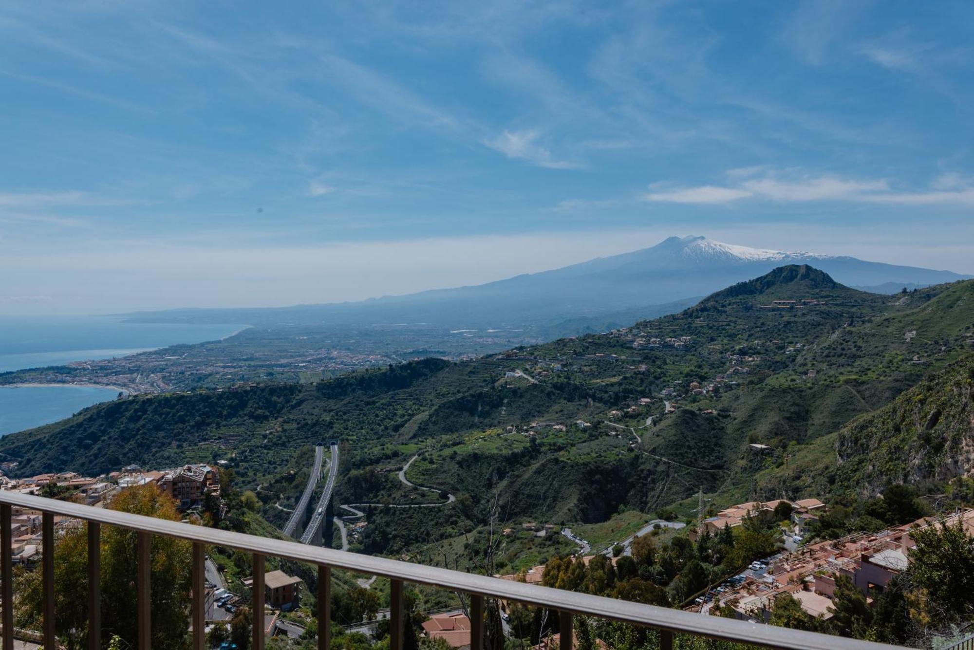 Villa Da Vinci Luxury Panoramic Apartments - Taormina Rooms Collection Exterior photo